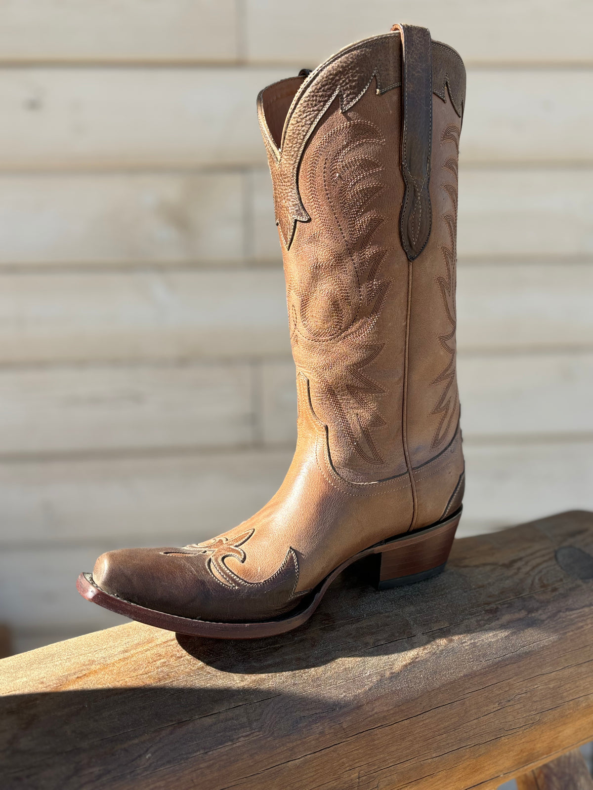 Lucchese Nude w Stone Wingtip